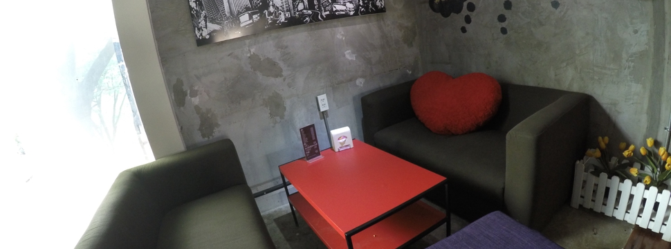 Lounging Area in guru Cafe
